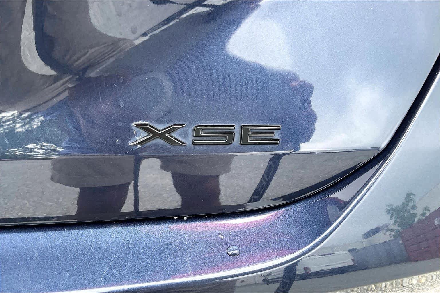 Used 2019 Parisian Night Pearl Toyota XSE image 9