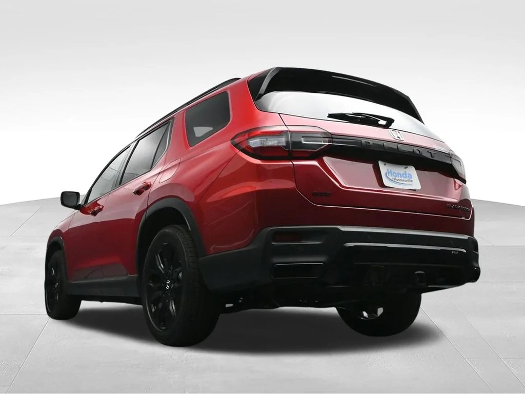 New 2026 Radiant Red Metallic II Honda Black Edition image 27