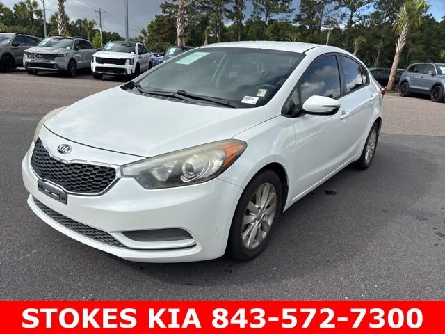 2016 Kia Forte LX AT's photo