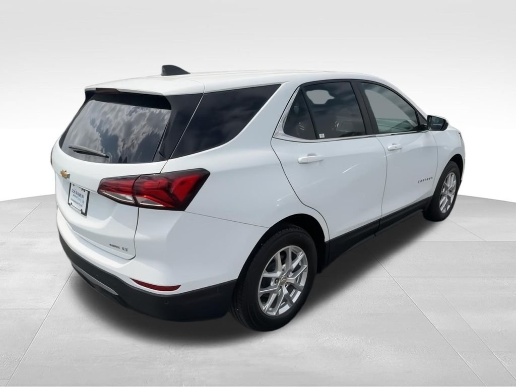 Used 2024 White Chevrolet LT image 8
