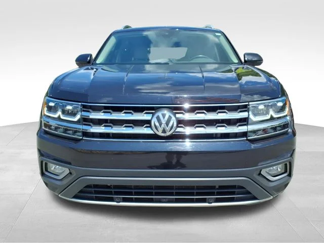 Used 2019 Black Volkswagen SEL Premium image 16