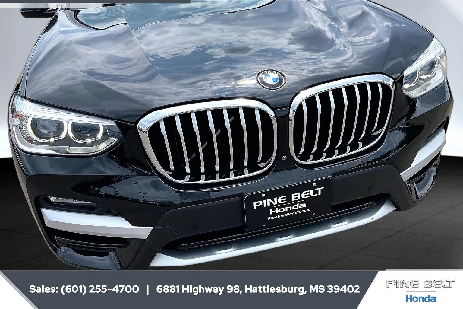 Used 2020 Black Sapphire Metallic BMW xDrive30i image 22