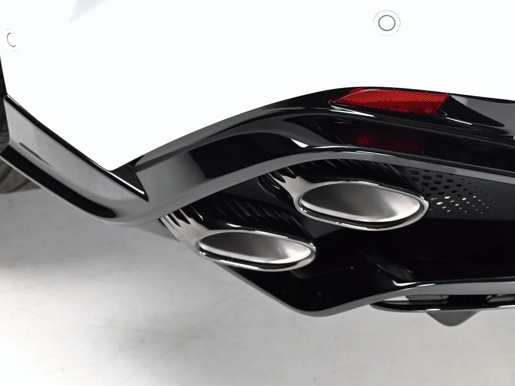 New 2026 Lunar White Aston Martin  image 34