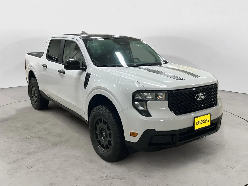 New 2025 White Ford XLT image 7