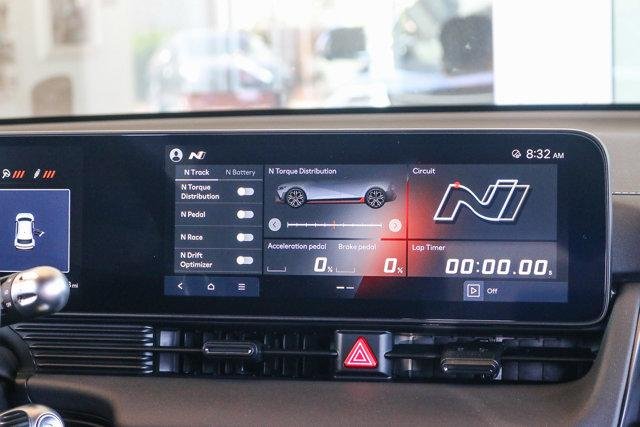 2025 Hyundai IONIQ 5 N - Photo 14