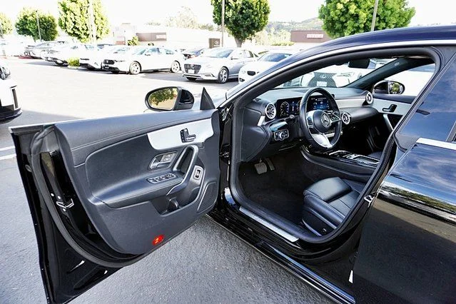 Used 2025 Black Mercedes-Benz CLA 250 image 39