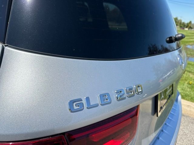 New 2026 Cirrus Silver Metallic Mercedes-Benz GLB 250 image 11