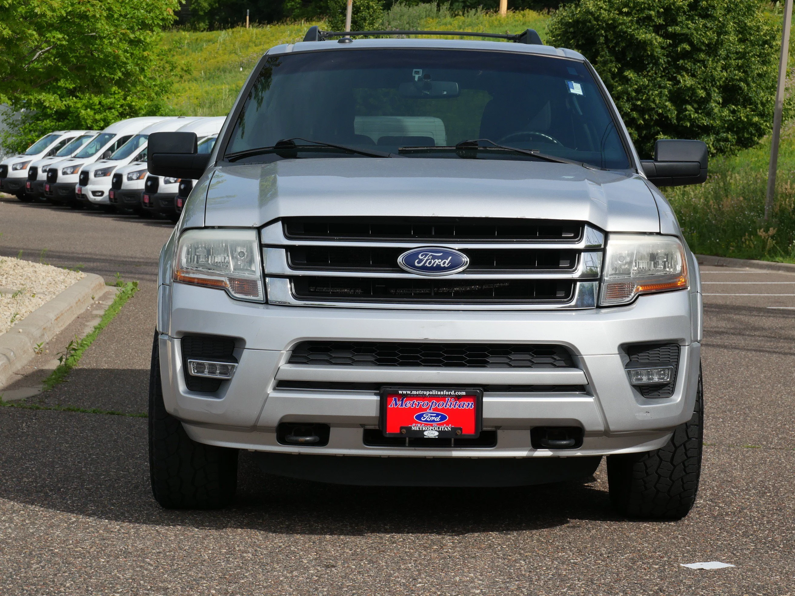 Used 2015 Ford Expedition XLT with VIN 1FMJU1JT9FEF14511 for sale in Eden Prairie, Minnesota