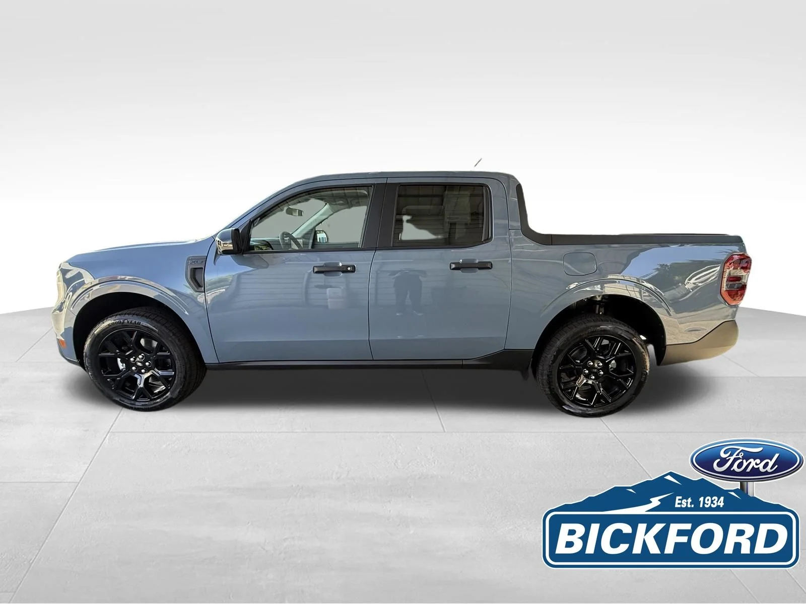 New 2026 Gray Ford XLT image 9