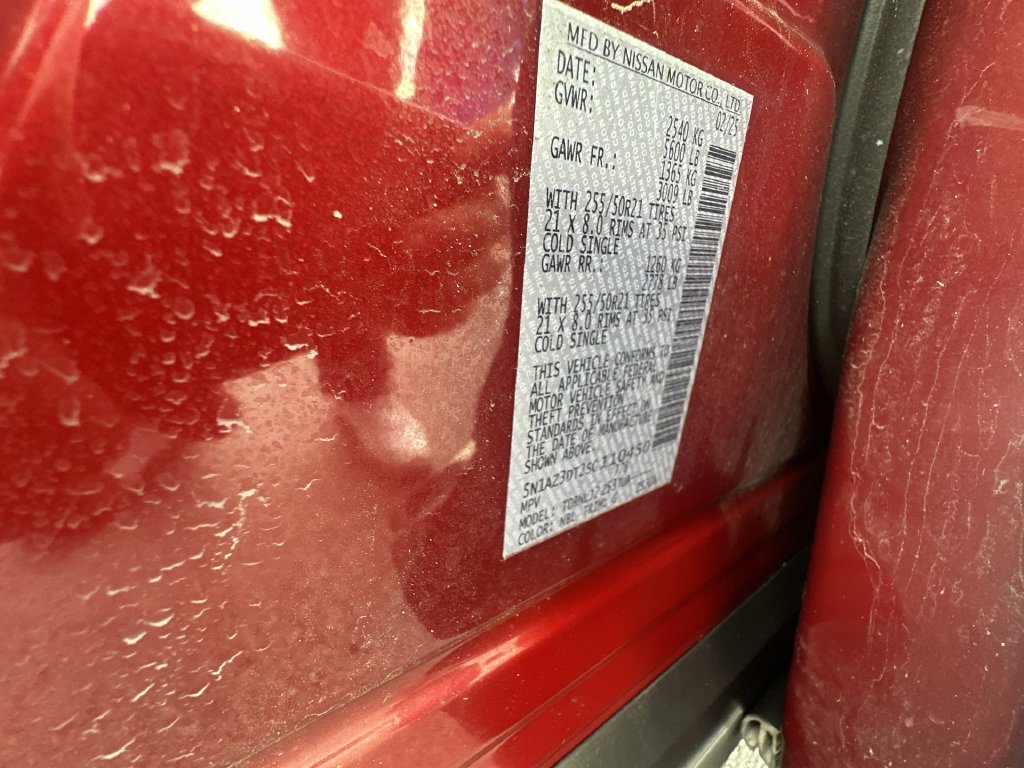 Used 2025 Red Nissan Platinum image 19