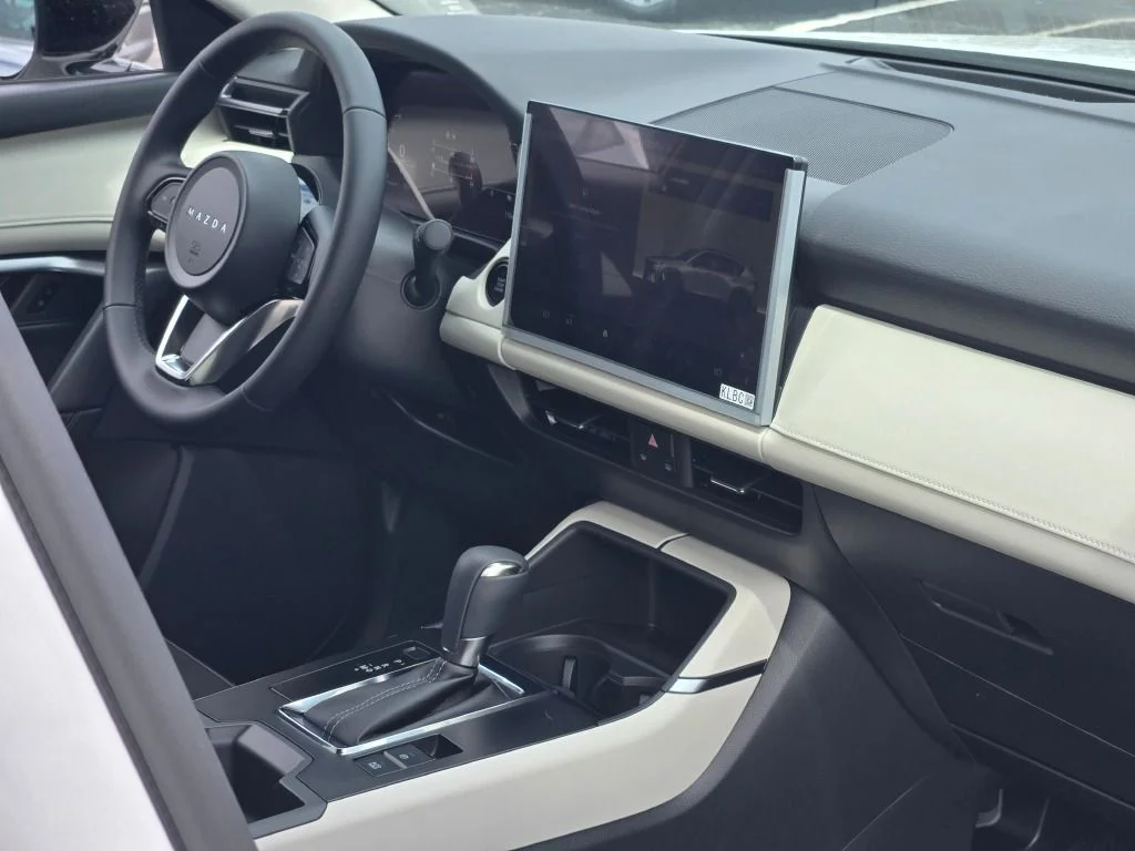 New 2026 White Mazda 2.5 S Select image 8