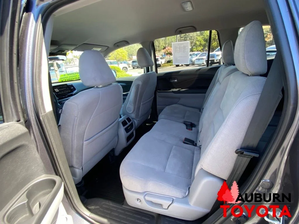 Used 2019 Modern Steel Metallic Honda EX image 27