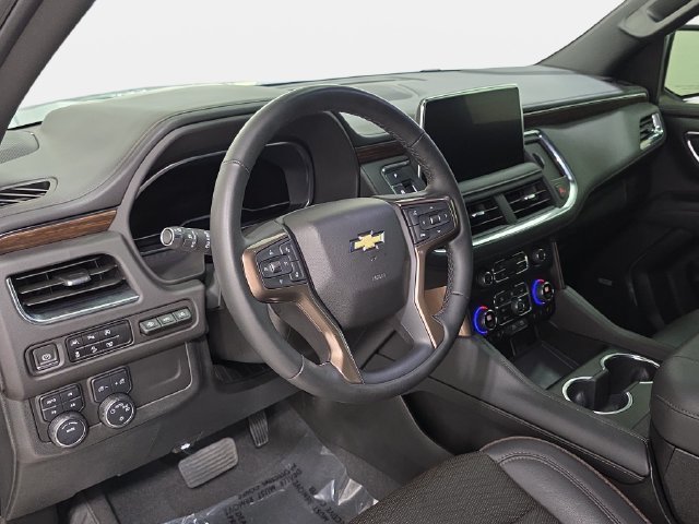 Used 2023 Gray Chevrolet High Country image 16