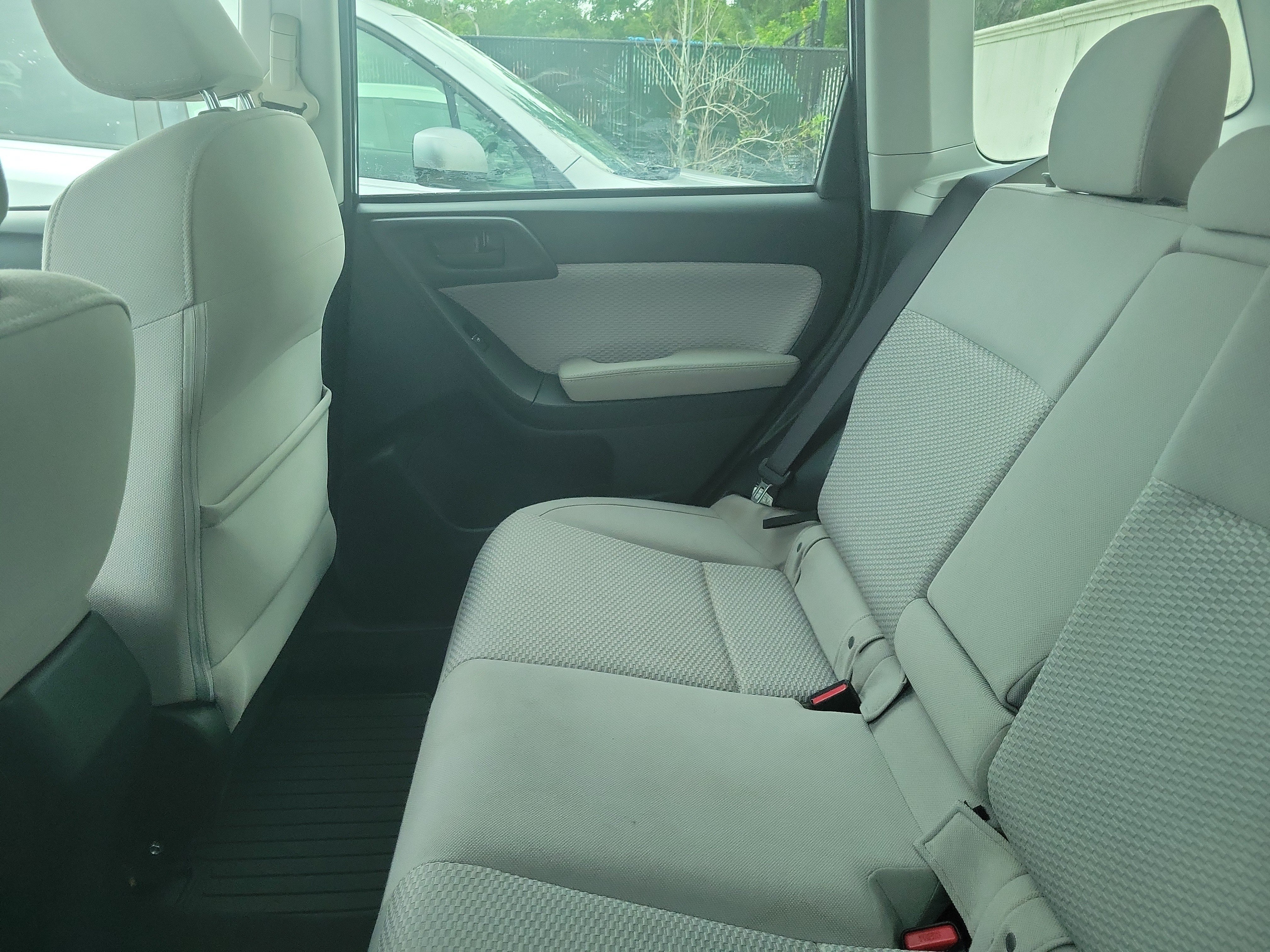 Used 2018 Dark Gray Metallic Subaru Premium image 7