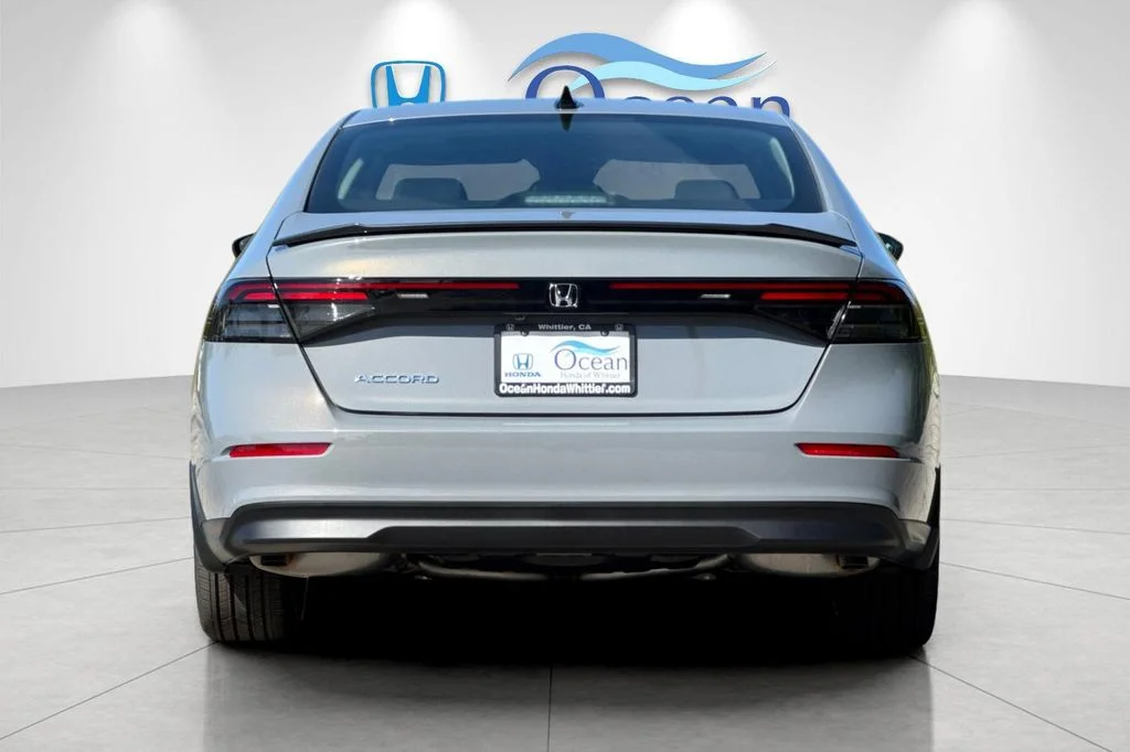 New 2026 Urban Gray Pearl Honda SE image 5