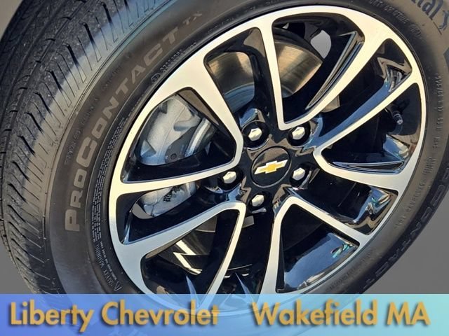 Used 2025 Crimson Metallic Chevrolet LT image 6