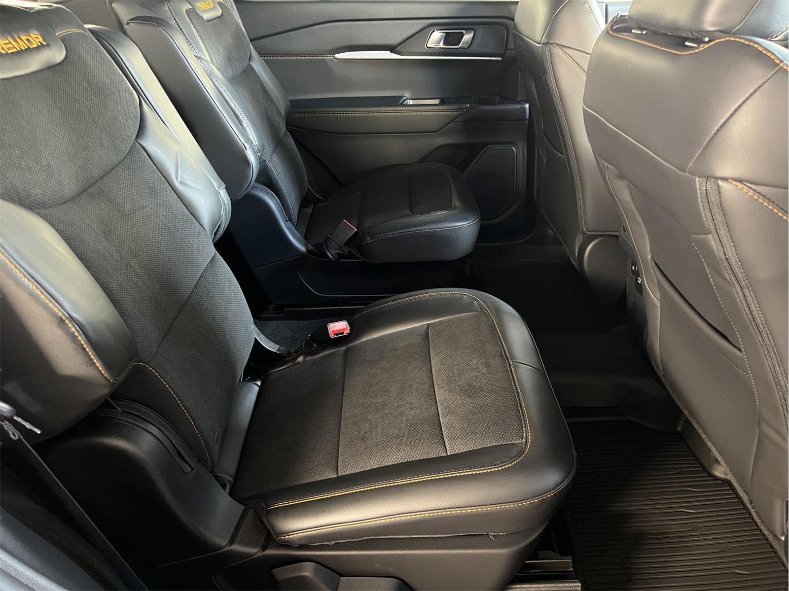 Used 2026 Marsh Gray Ford Tremor® image 15