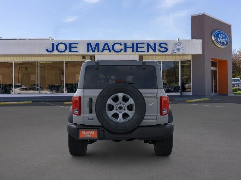 New 2026 Avalanche Gray Ford Big Bend® image 6