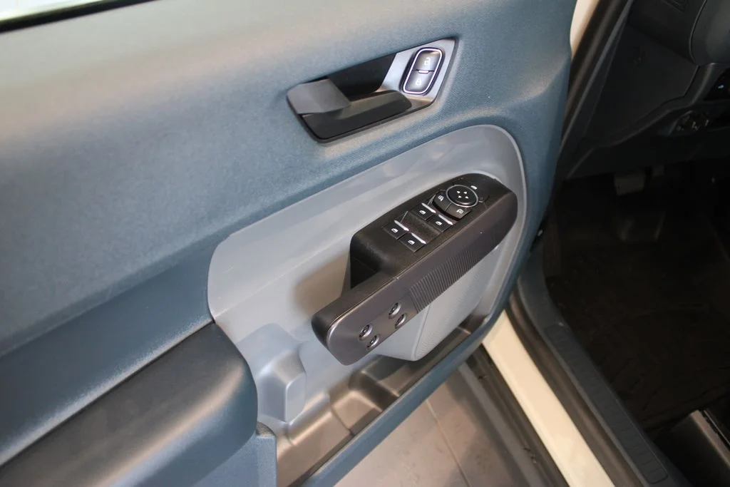 Used 2024  Ford XLT image 28