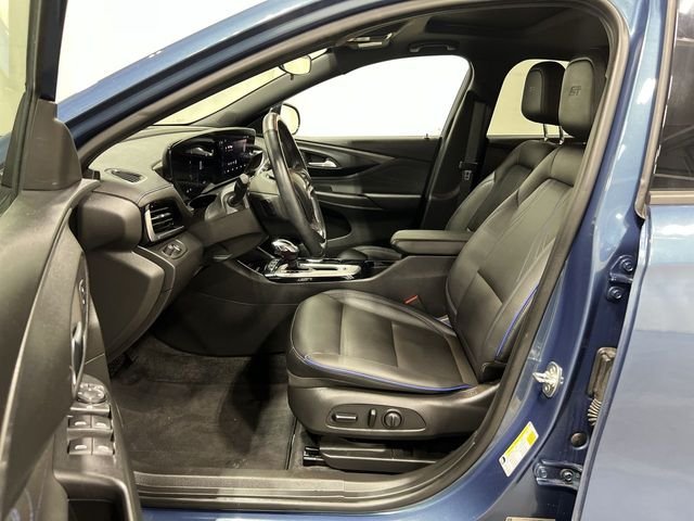 Used 2024 Blue Buick Sport Touring image 5