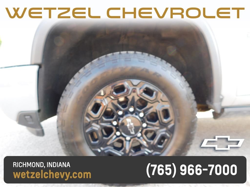 Used 2024 Gray Chevrolet LTZ image 17