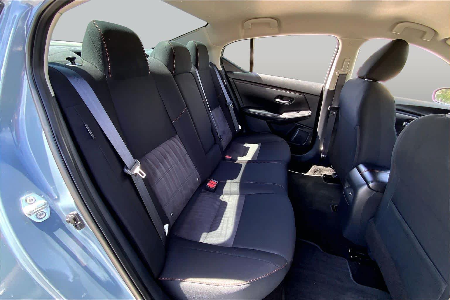 Used 2024 Atlantic Gray Metallic/Super Black Nissan SR image 19