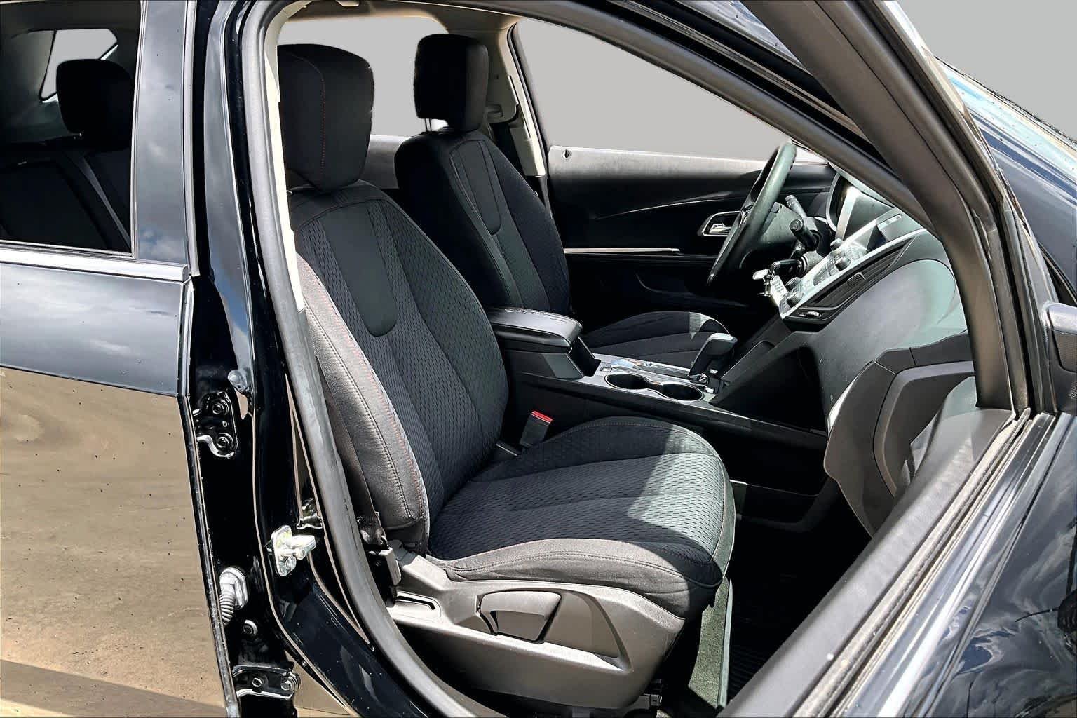Used 2014 Black Chevrolet LS image 9