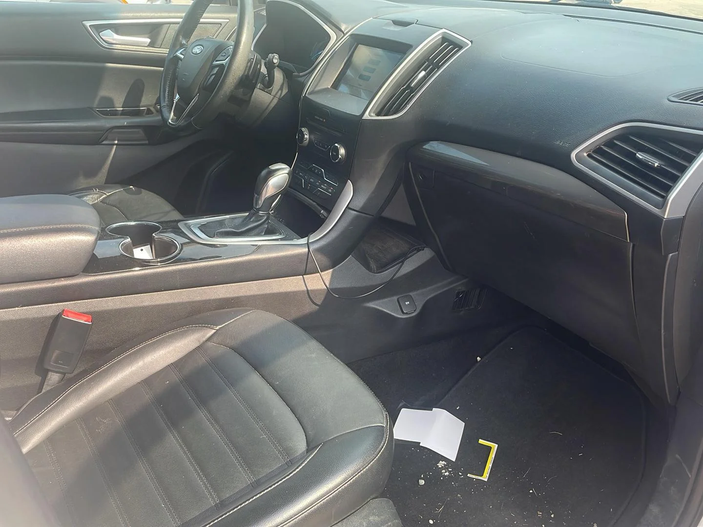 Used 2017 White Ford SEL image 17