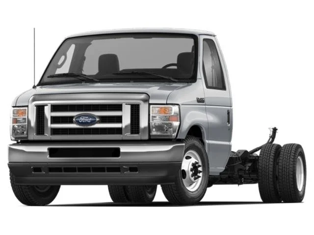 2026 Ford E-Series DRW E-450 Super Duty 158 in WB's photo