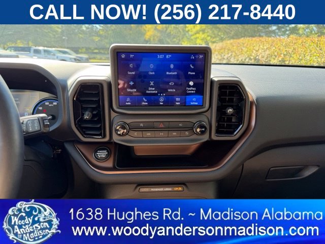 Used 2024 Beige Ford Badlands image 9