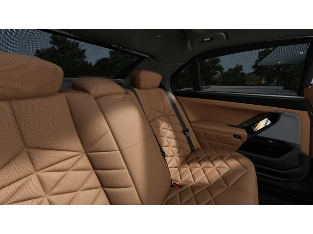 New 2027 Dravit Grey Metallic BMW  image 12