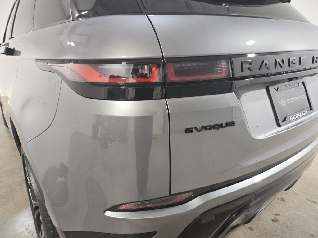 Used 2022 Eiger Gray Metallic Land Rover R-Dynamic SE image 11