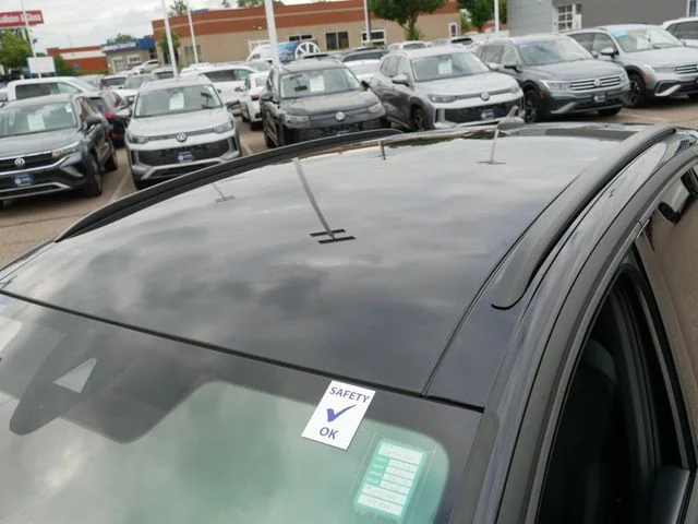 Used 2023 Deep Black Volkswagen Pro S image 11
