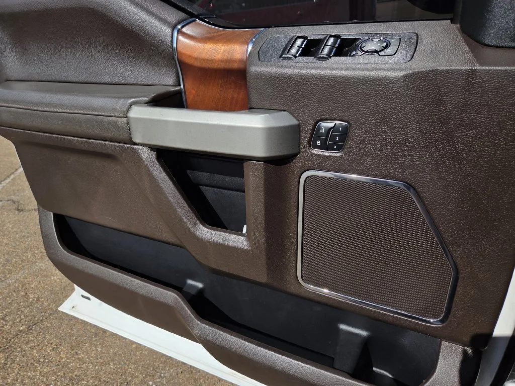 Used 2018  Ford King Ranch image 20