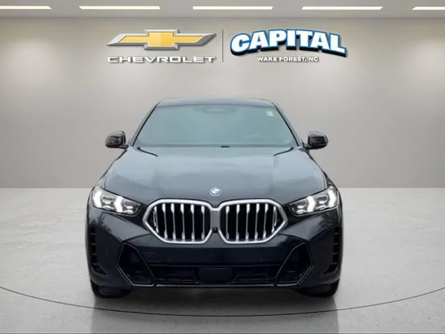 Used 2024 Black BMW xDrive40i image 9