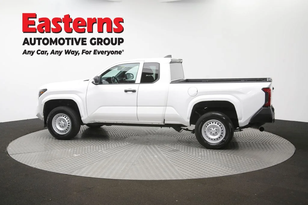 Used 2025 White Toyota SR image 57