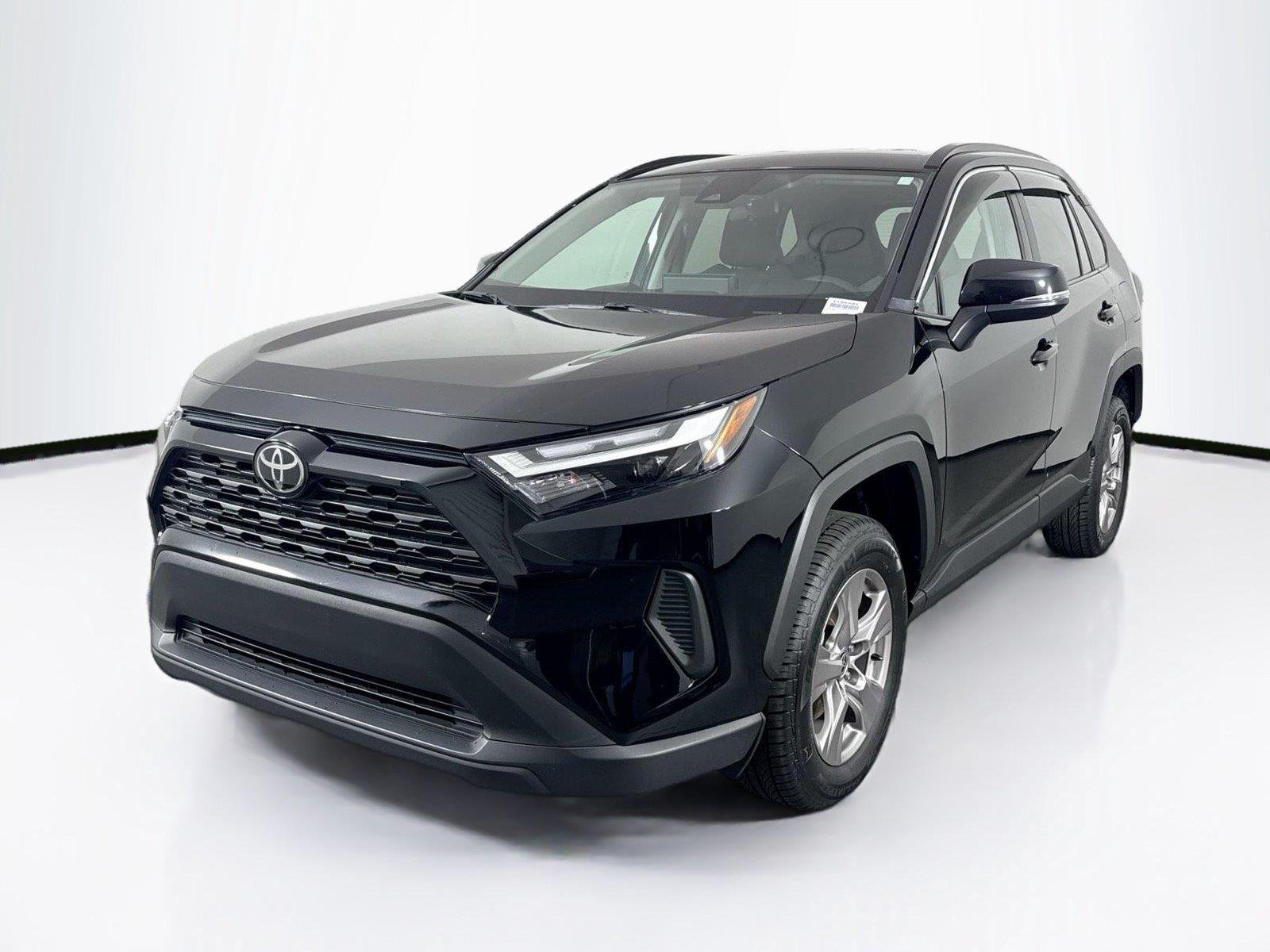 Used 2022 Midnight Black Metallic Toyota XLE image 2