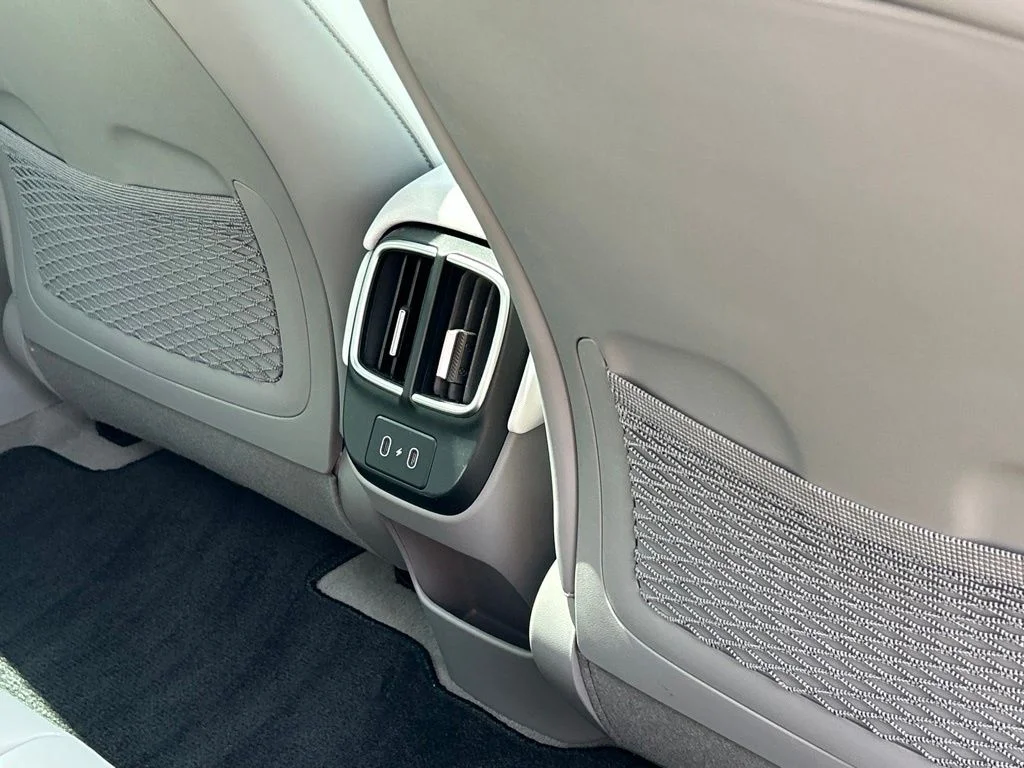 Used 2023 White Hyundai Limited image 50