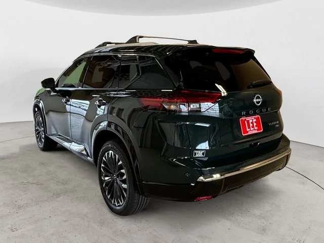 New 2026 Black Nissan Platinum image 3