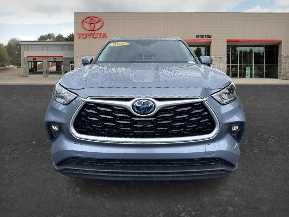 Used 2020 Moon Dust Toyota Hybrid XLE image 2
