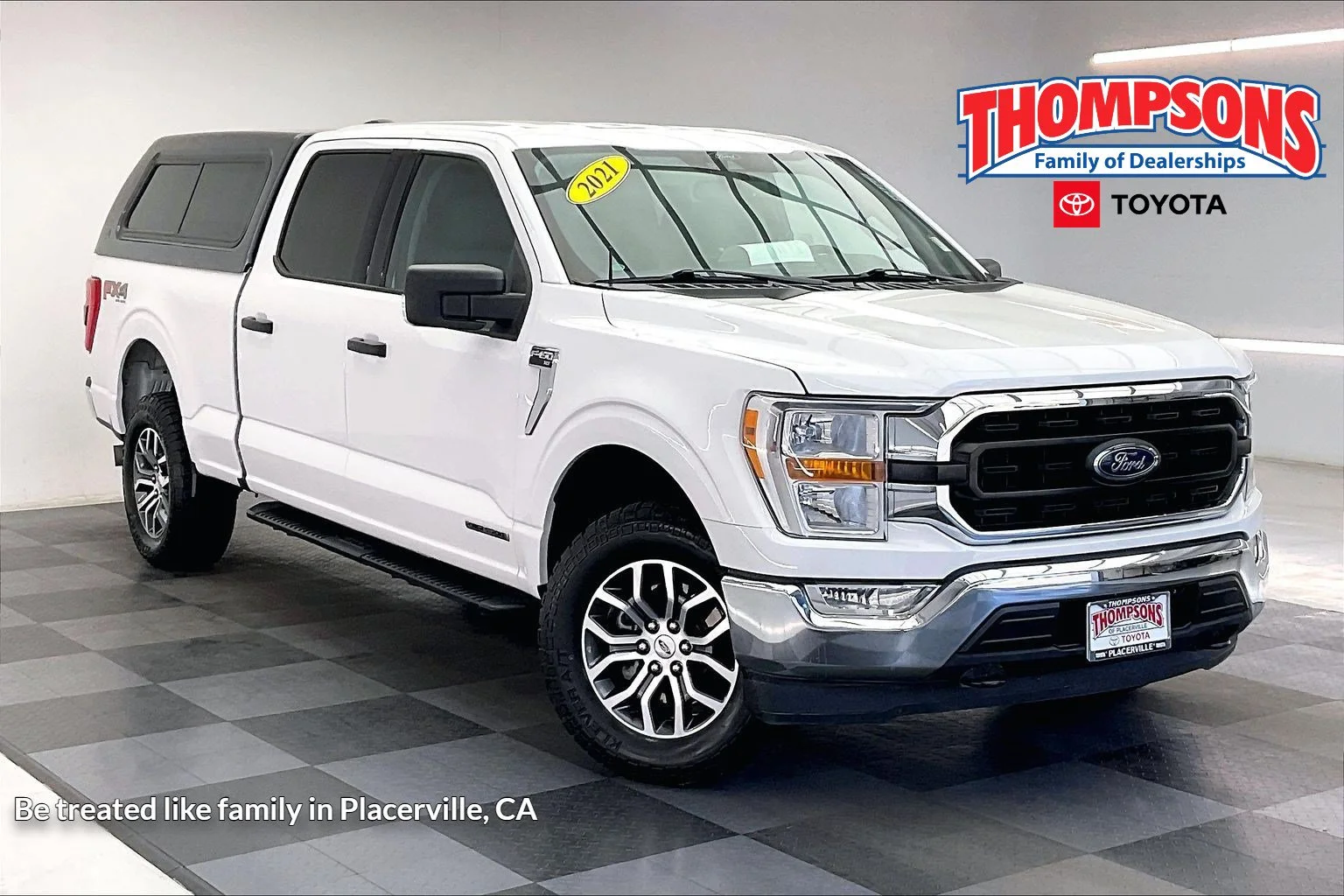 Used 2021 Oxford White Ford XLT image 1
