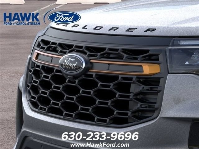 New 2026 Carbonized Gray Metallic Ford Tremor® image 17