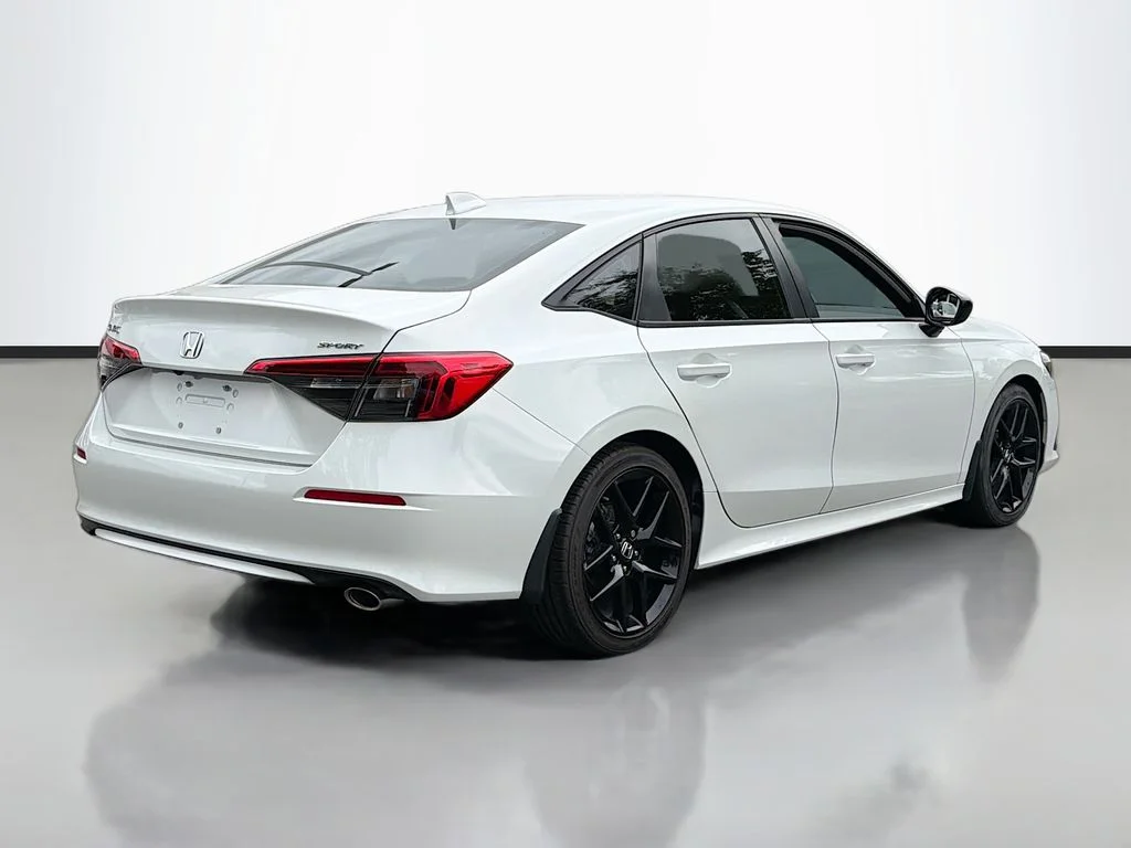 Used 2023 Platinum White Pearl Honda Sport image 5