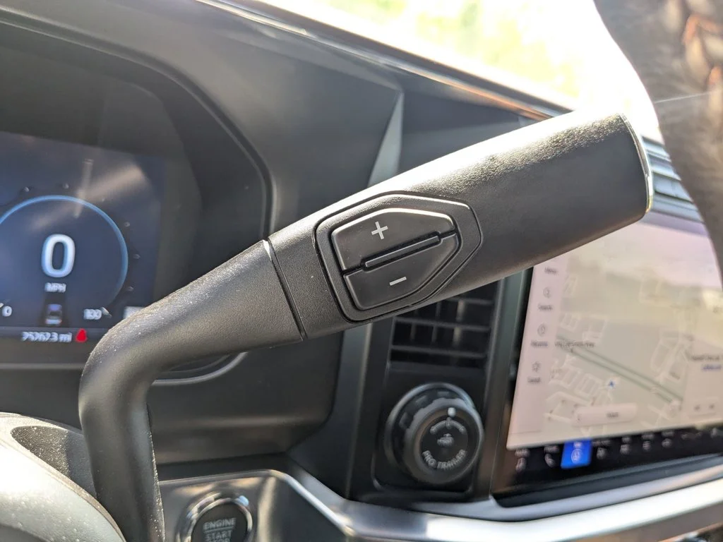 Used 2024  Ford King Ranch image 21