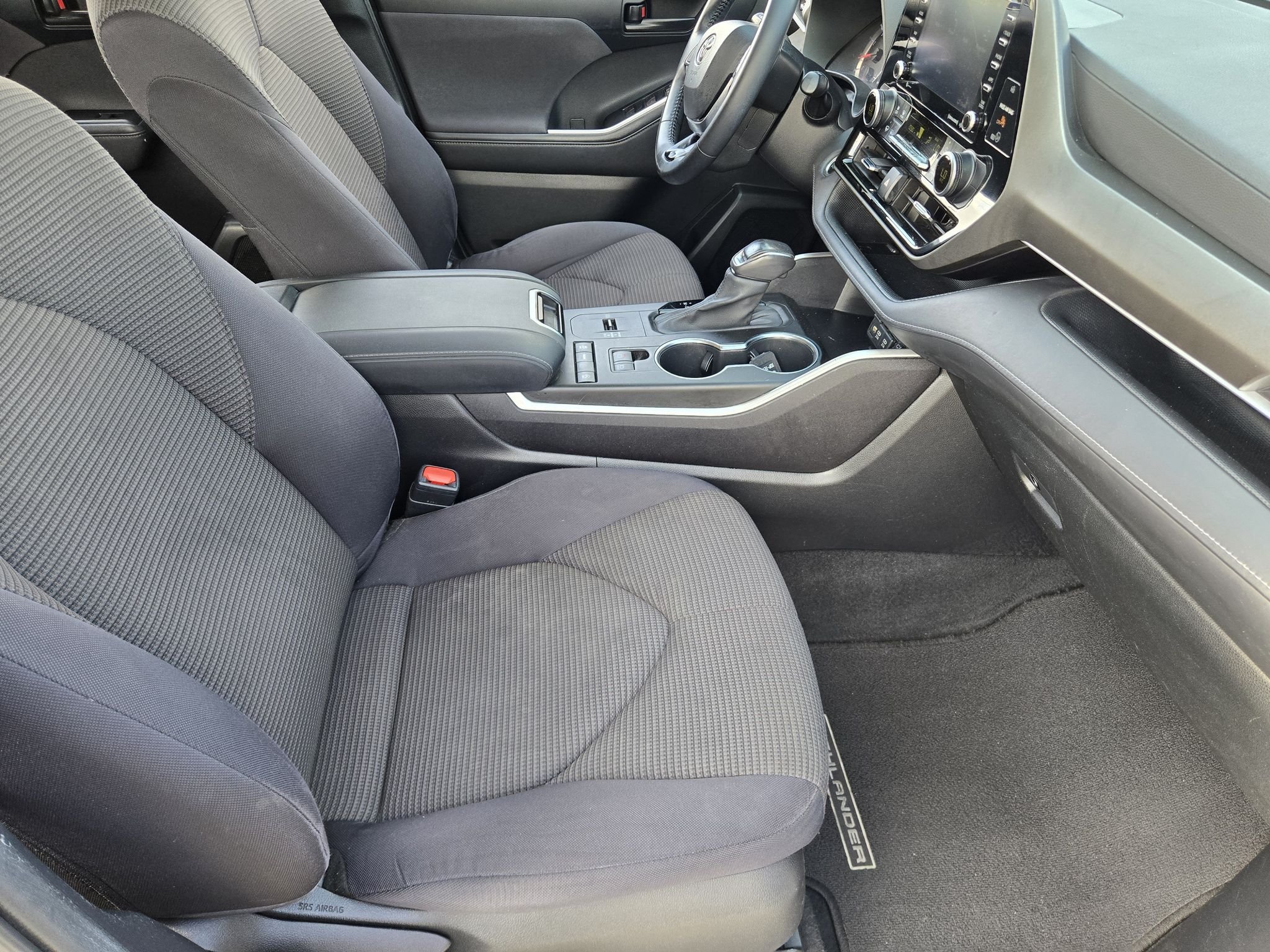 Used 2021 Celestial Silver Metallic Toyota LE image 13