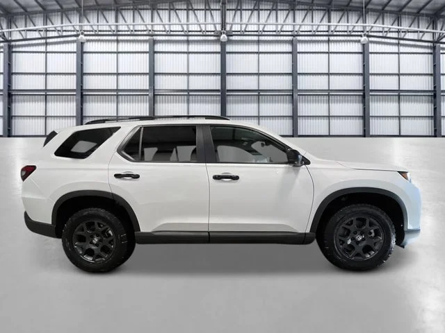 New 2026 Platinum White Pearl Honda TrailSport image 8