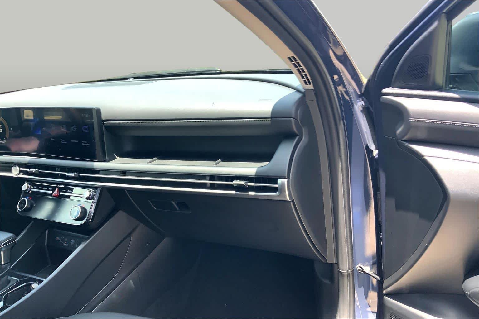 Used 2025 Atlantis Blue Hyundai SEL image 18