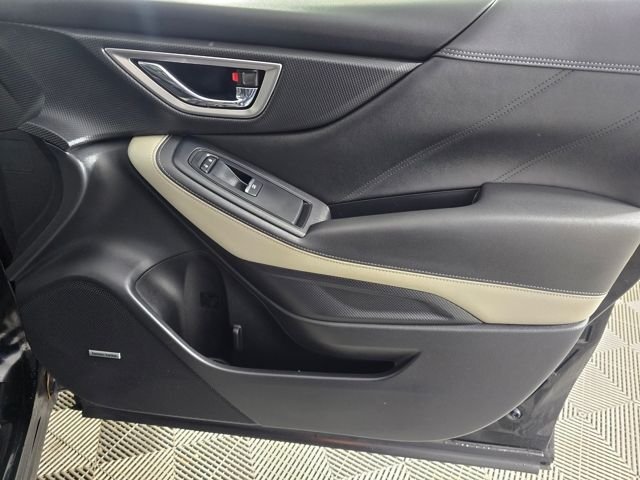 Used 2024 Crystal Black Silica Subaru Limited image 5