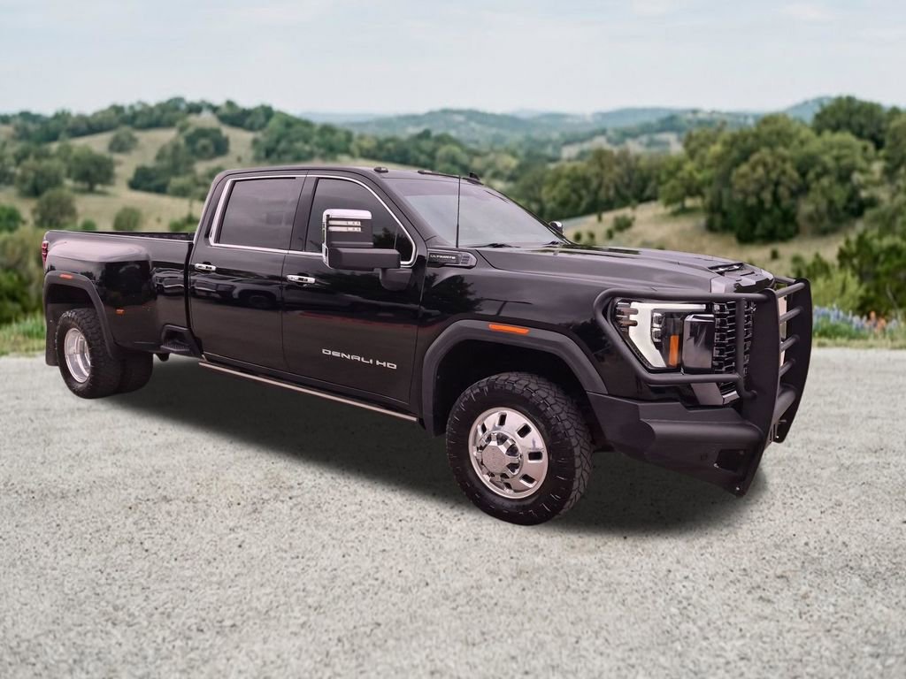 2024 GMC Sierra 4WD Crew Cab LB DRW Denali Ultimate's photo