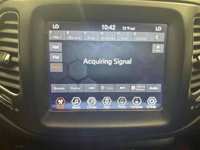 Used 2019 Black Jeep Trailhawk image 15